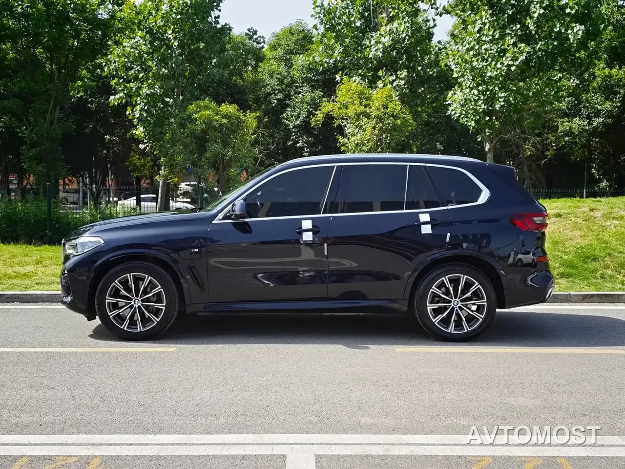 BMW X5 New Energy(Imported) 2021 xDrive45e M Sport Package — фото 9