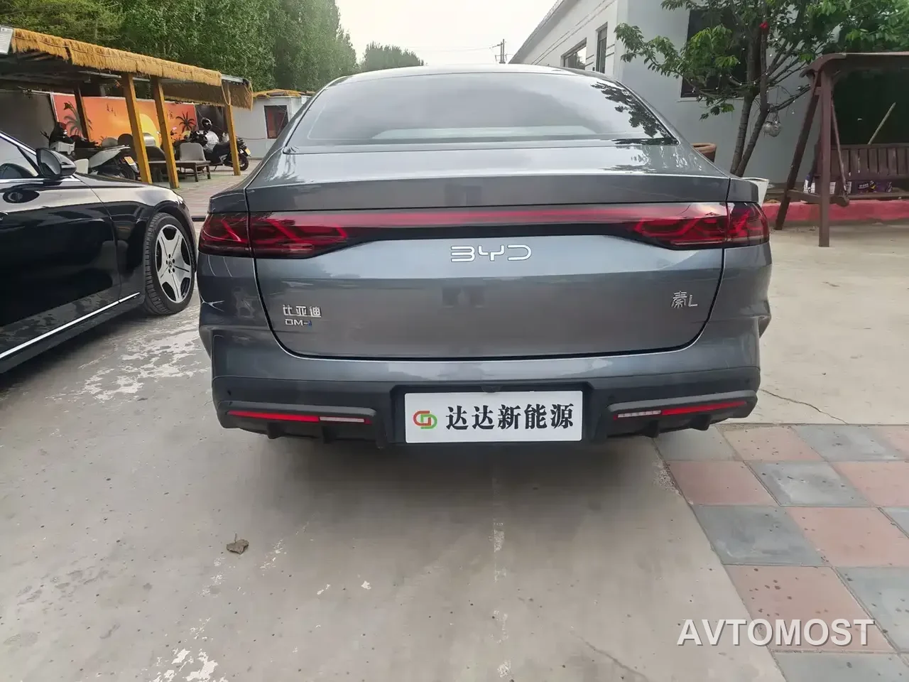 BYD Qin L 2024 DM-i 80KM Leading Edition — фото 2