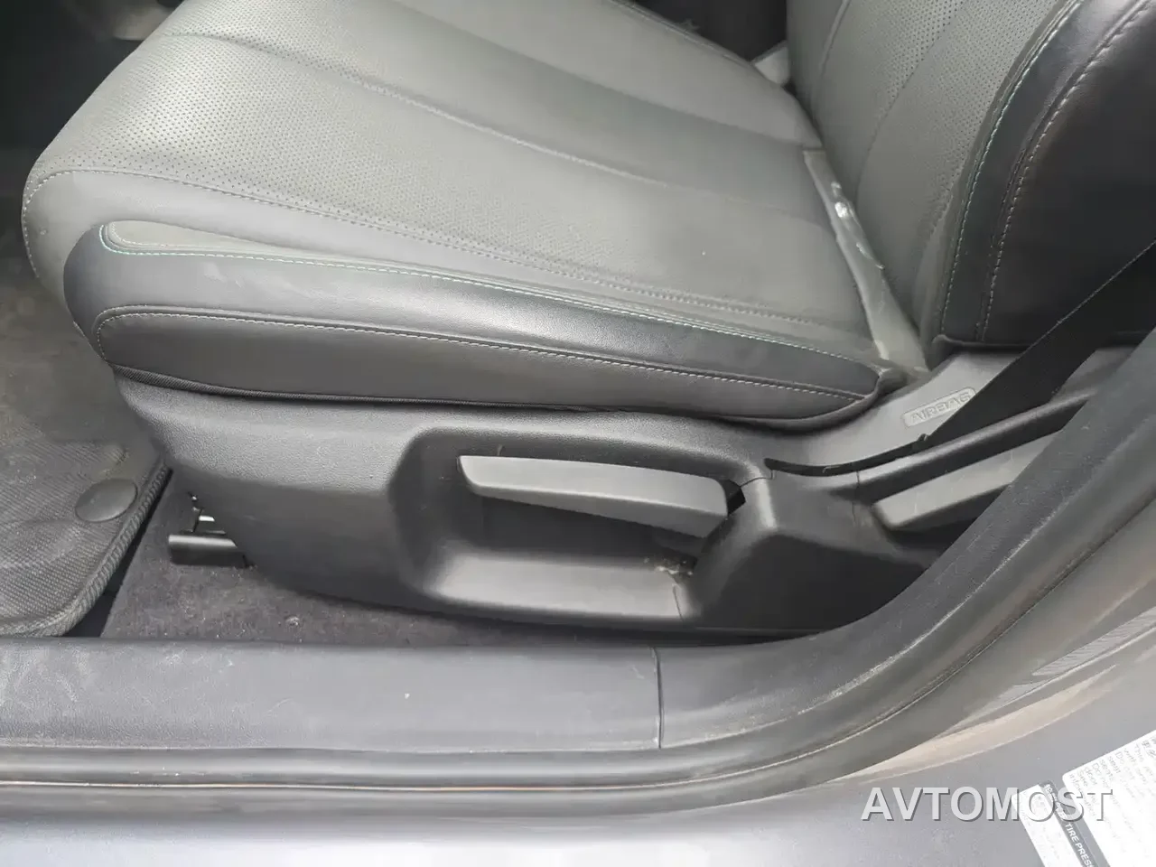 BYD Qin L 2024 DM-i 80KM Leading Edition — фото 10