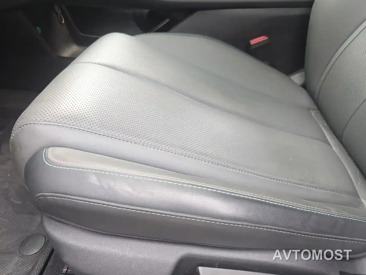BYD Qin L 2024 DM-i 80KM Leading Edition — фото 15