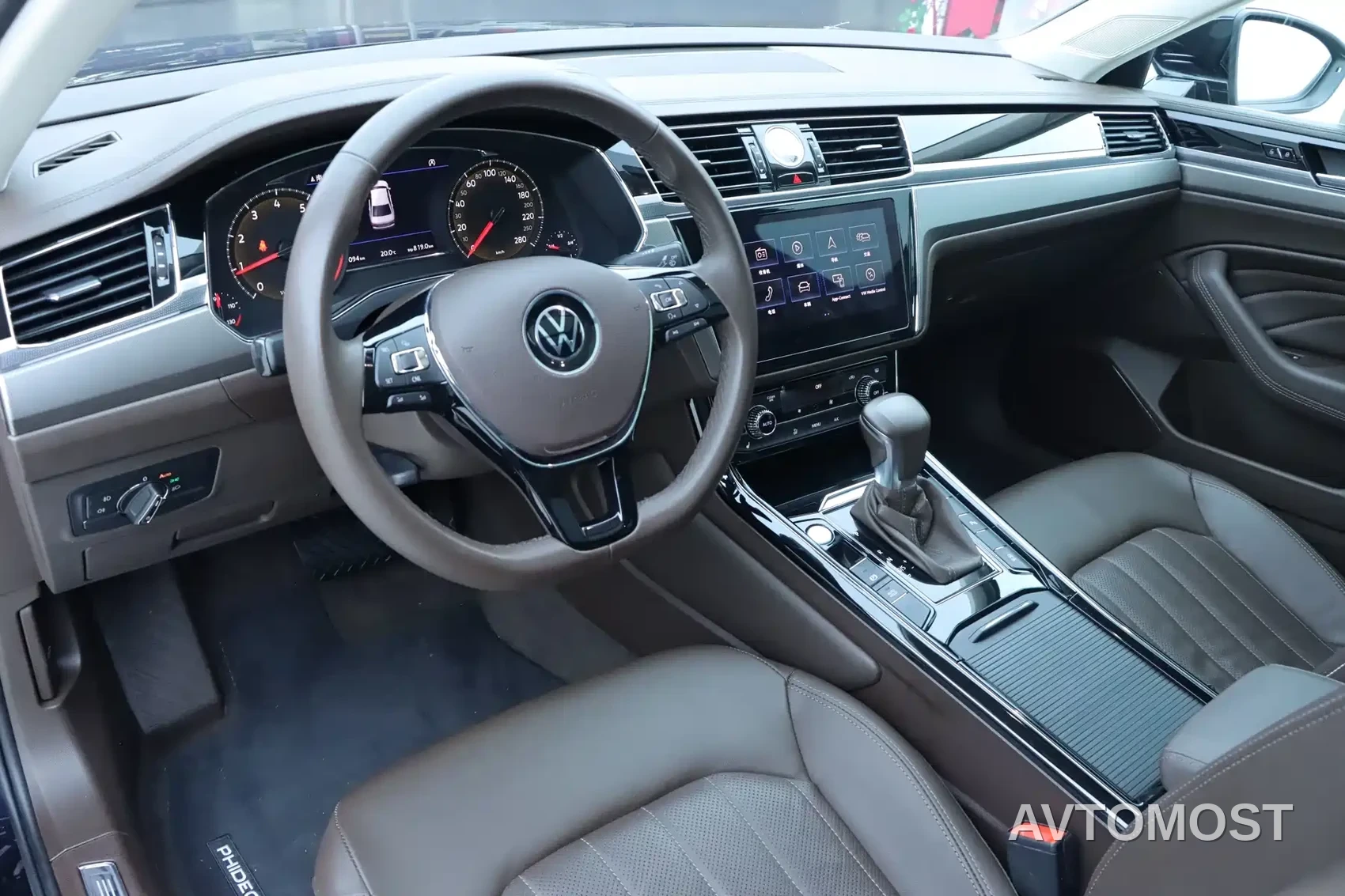 Volkswagen Phideon 2021 380TSI Luxury Edition — фото 6
