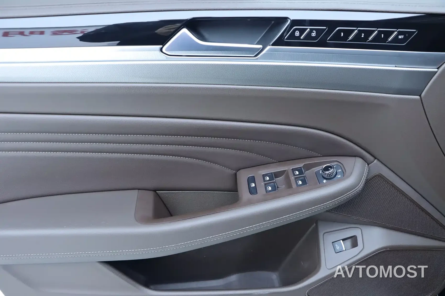Volkswagen Phideon 2021 380TSI Luxury Edition — фото 11