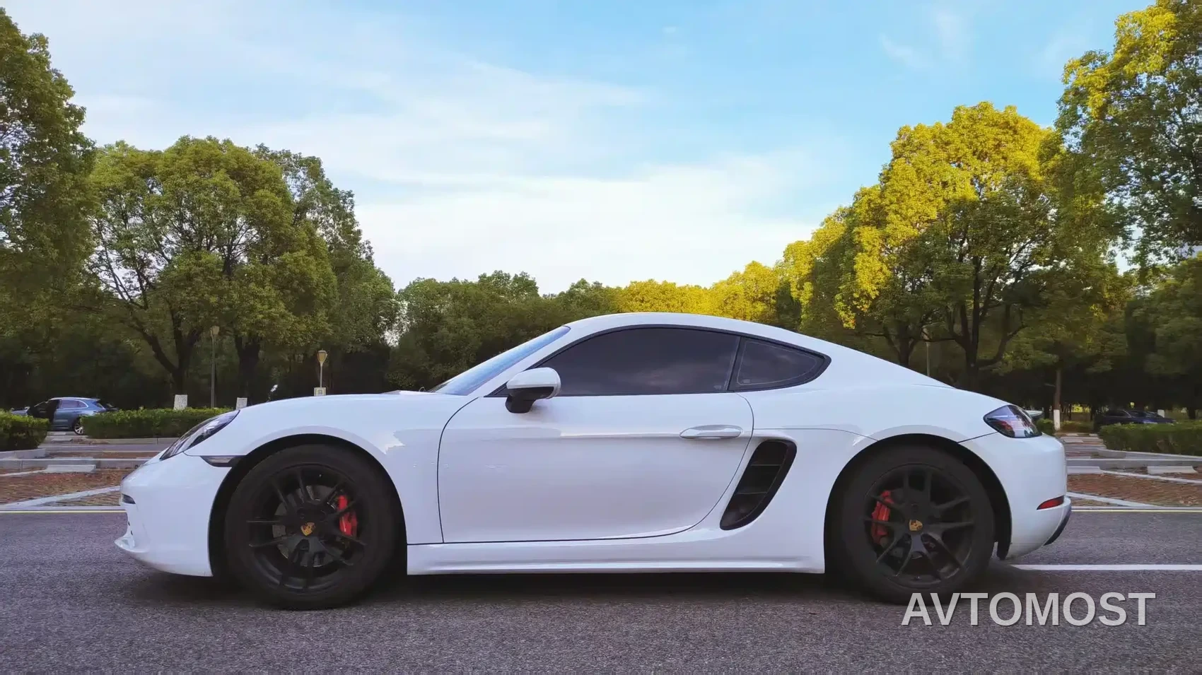 Porsche 718 2020 Cayman 2.0T — фото 3