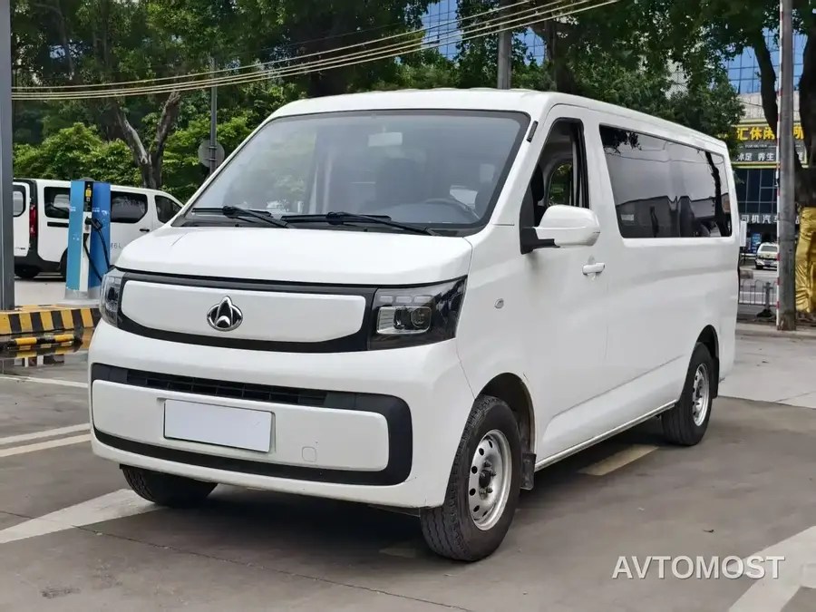 Changan Ruixing EM80 2025 Model Passenger Version Comfort Type 6-seater 300km Tailgate