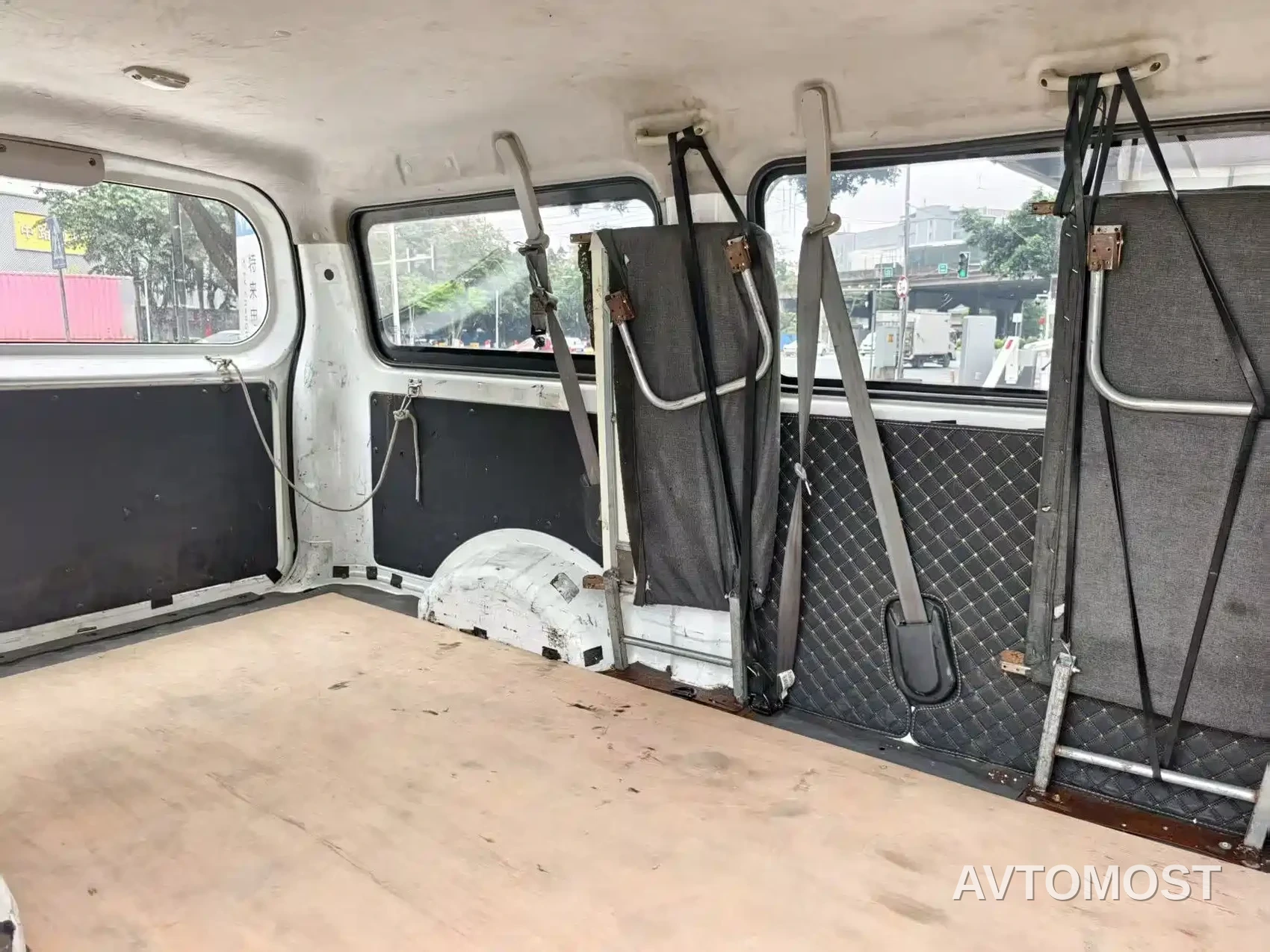 Changan Ruixing EM80 2025 Model Passenger Version Comfort Type 6-seater 300km Tailgate — фото 2