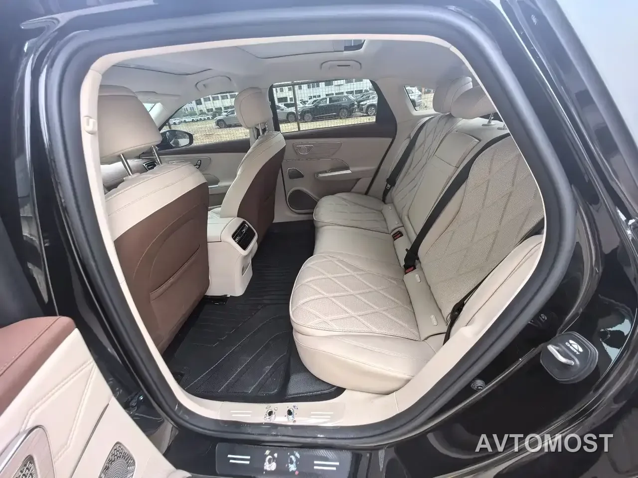 Chery Fengyun A9L 2025 260 Ultra Long Range Luxury Edition — фото 5