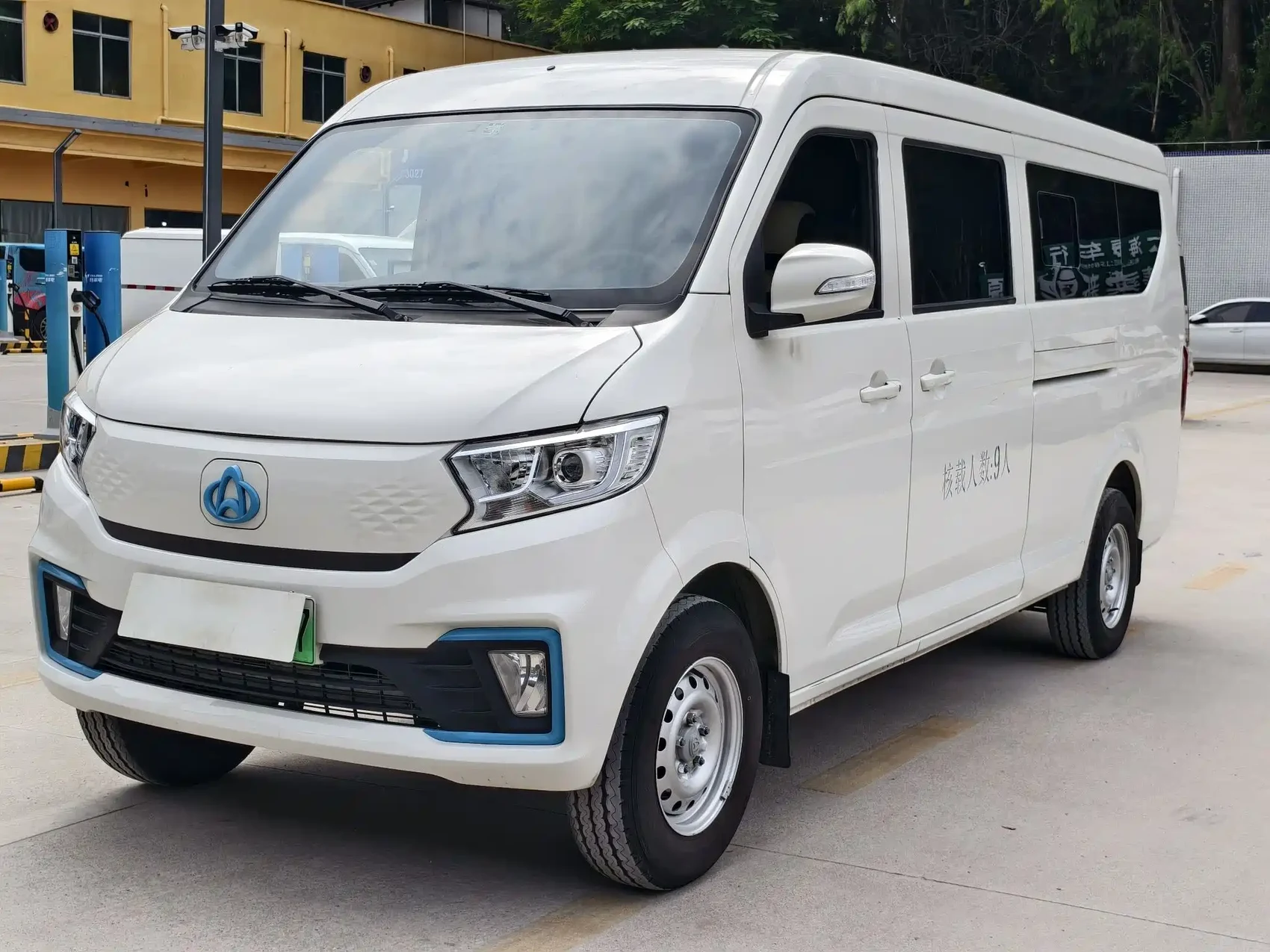 Changan Kuayue Star V7 EV 2025 Model 316km Flagship 9-Seater Dual Sliding Doors 50.38kWh