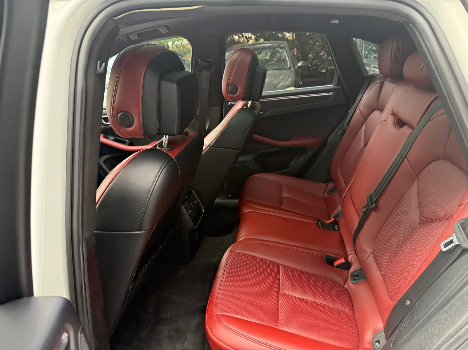 Porsche Macan 2022 Macan 2.0T — фото 4