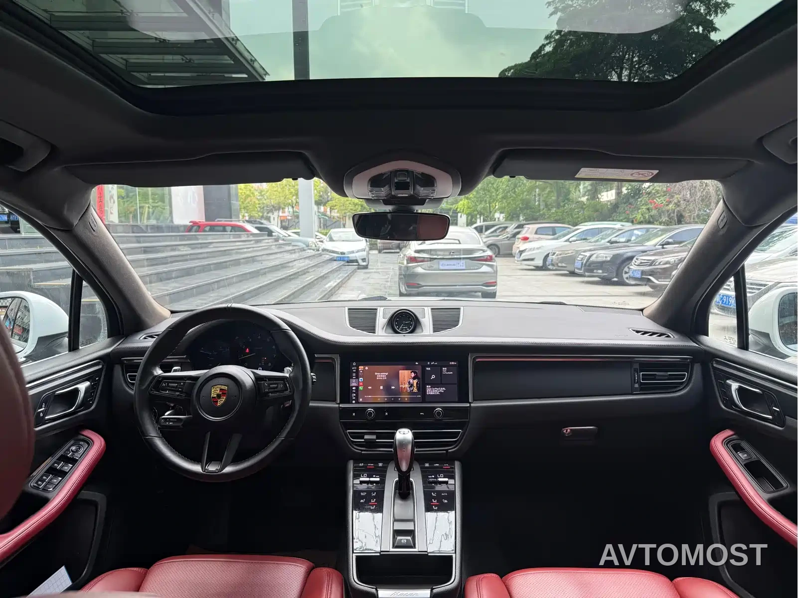 Porsche Macan 2022 Macan 2.0T — фото 6