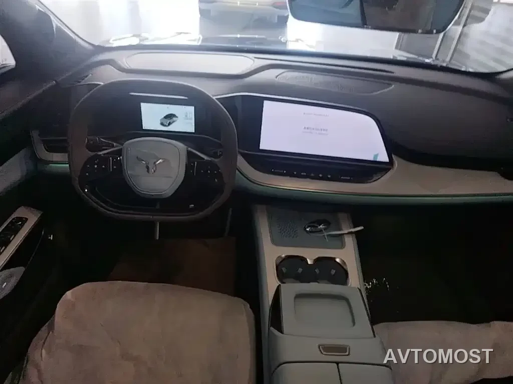Hongqi Tian Gong 08 2025 605 Pioneer Edition — фото 15