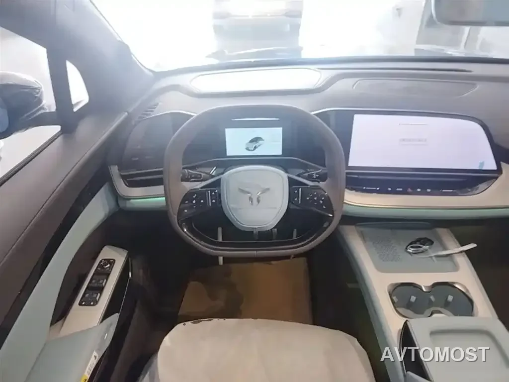 Hongqi Tian Gong 08 2025 605 Pioneer Edition — фото 6