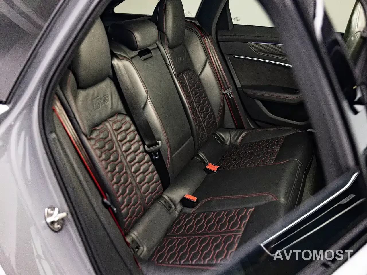 Audi RS 6 2021 RS 6 4.0T Avant — фото 8