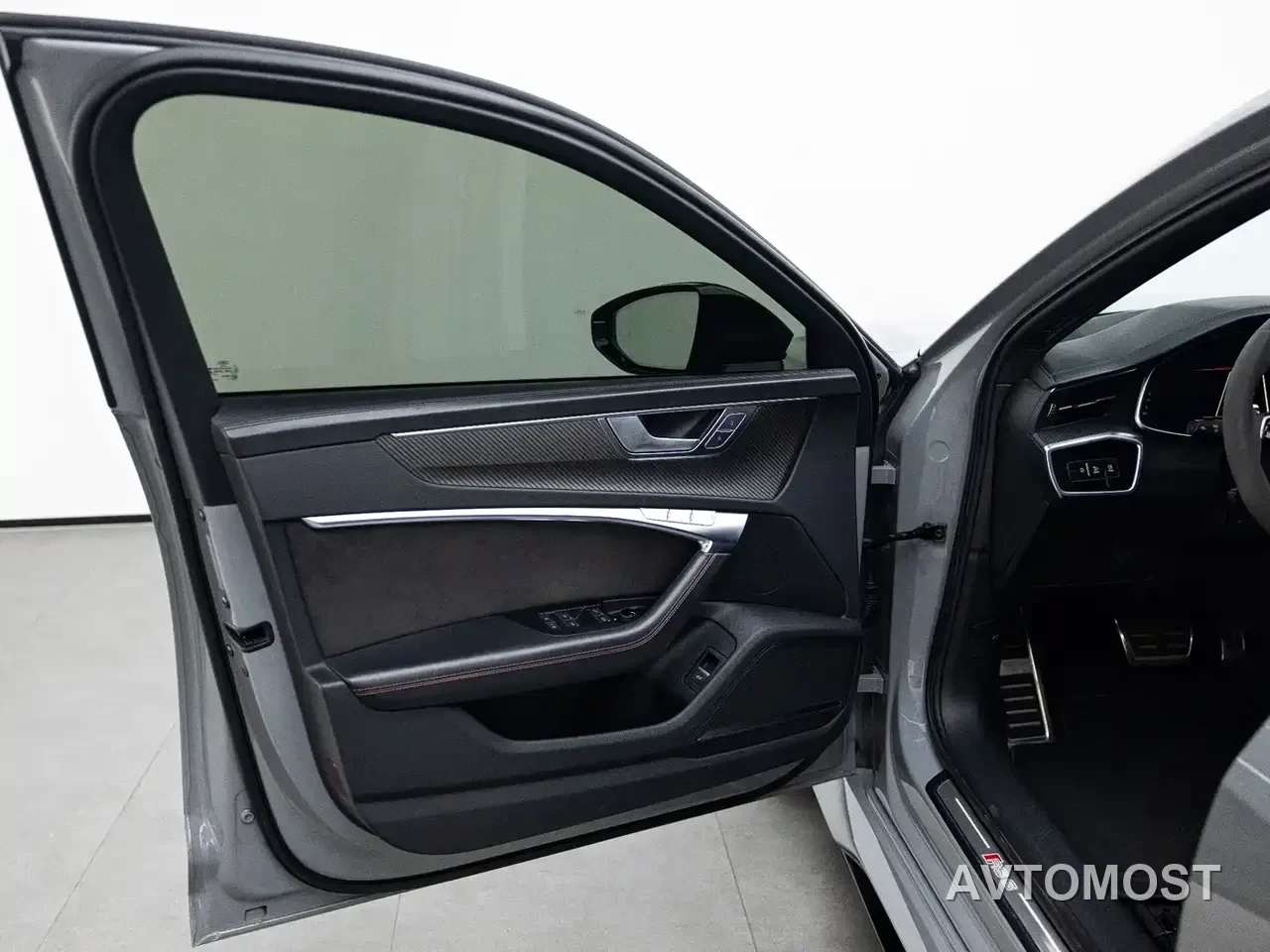 Audi RS 6 2021 RS 6 4.0T Avant — фото 11