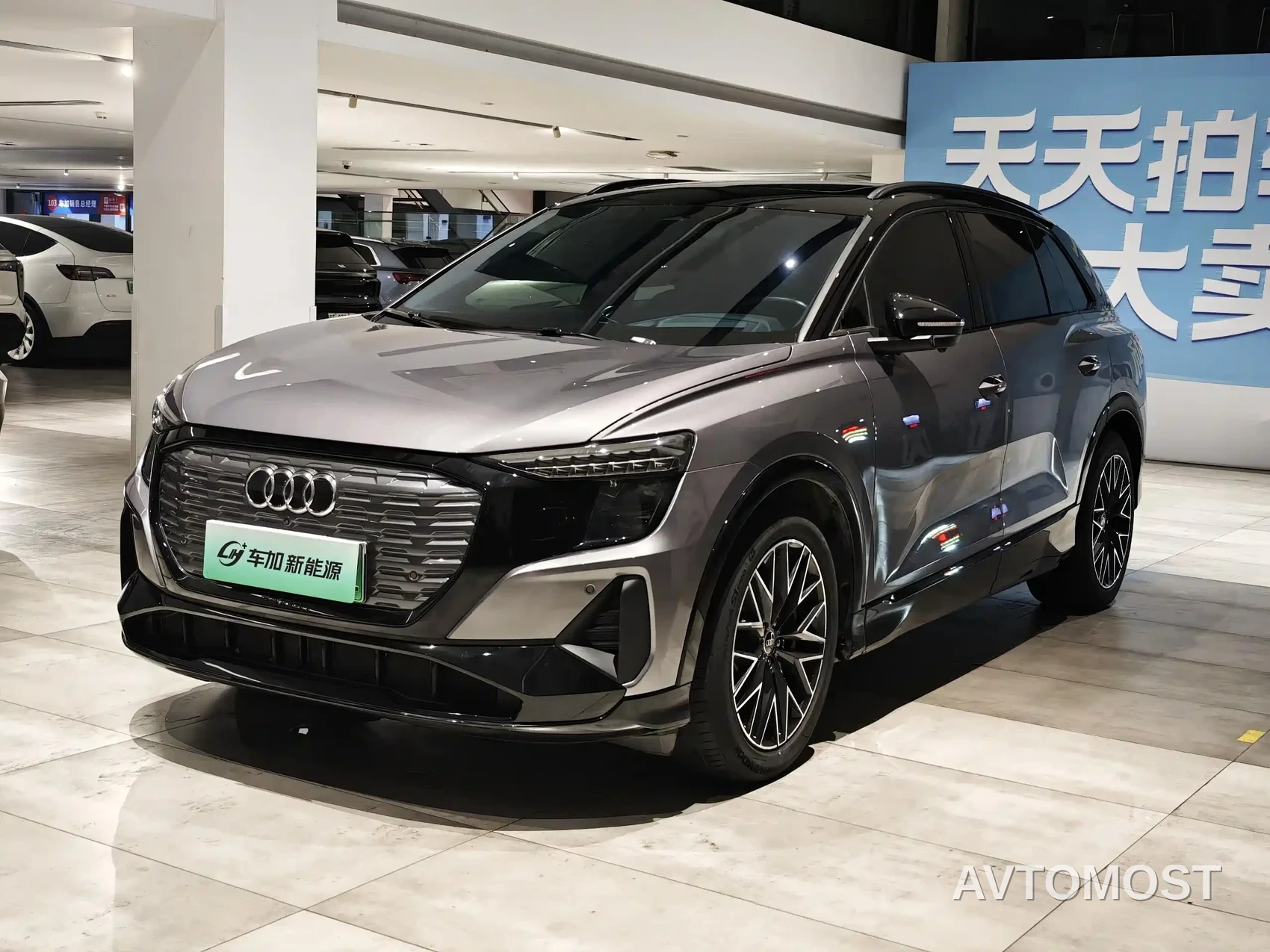 Audi Q5 e-tron 2022 40 e-tron Starlight Mech Suit — фото 1