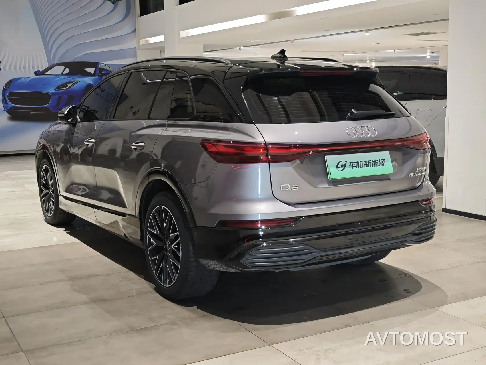Audi Q5 e-tron 2022 40 e-tron Starlight Mech Suit — фото 7