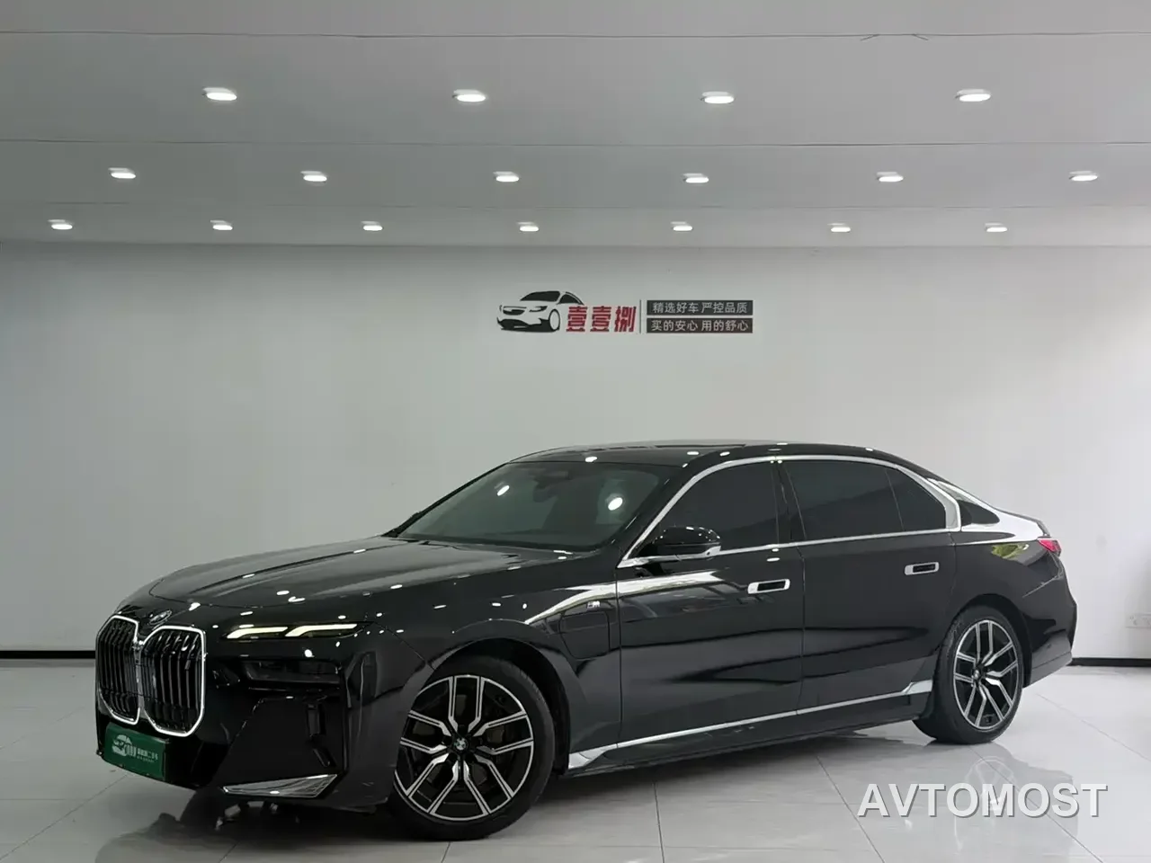 BMW i7 2023 eDrive50L Leading M Sport Package — фото 4