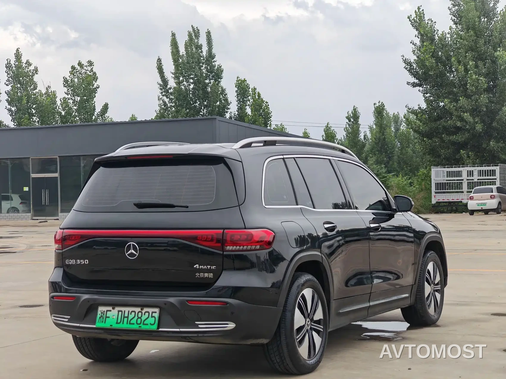 Mercedes-Benz EQB 2024 EQB 260 — фото 3