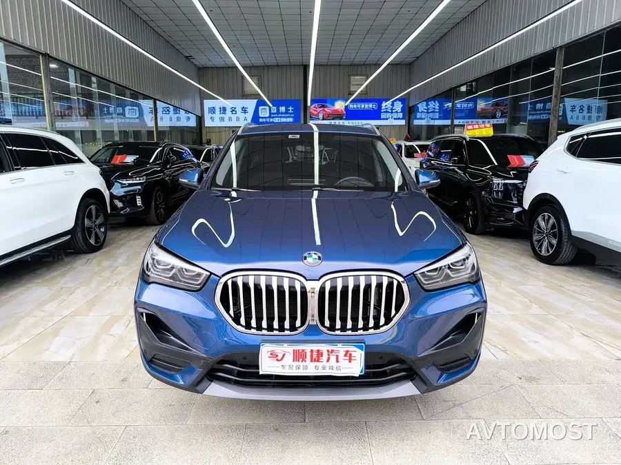 BMW X1 2022 sDrive25Li Leading