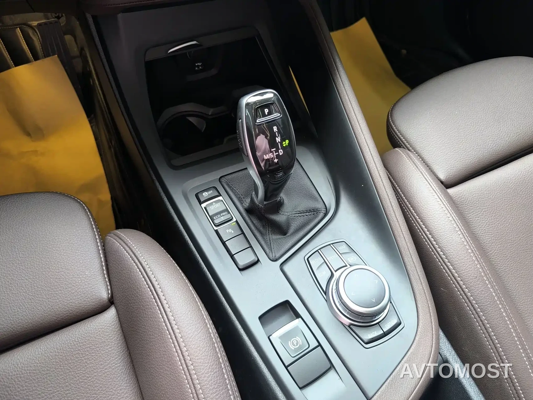 BMW X1 2022 sDrive25Li Leading — фото 11
