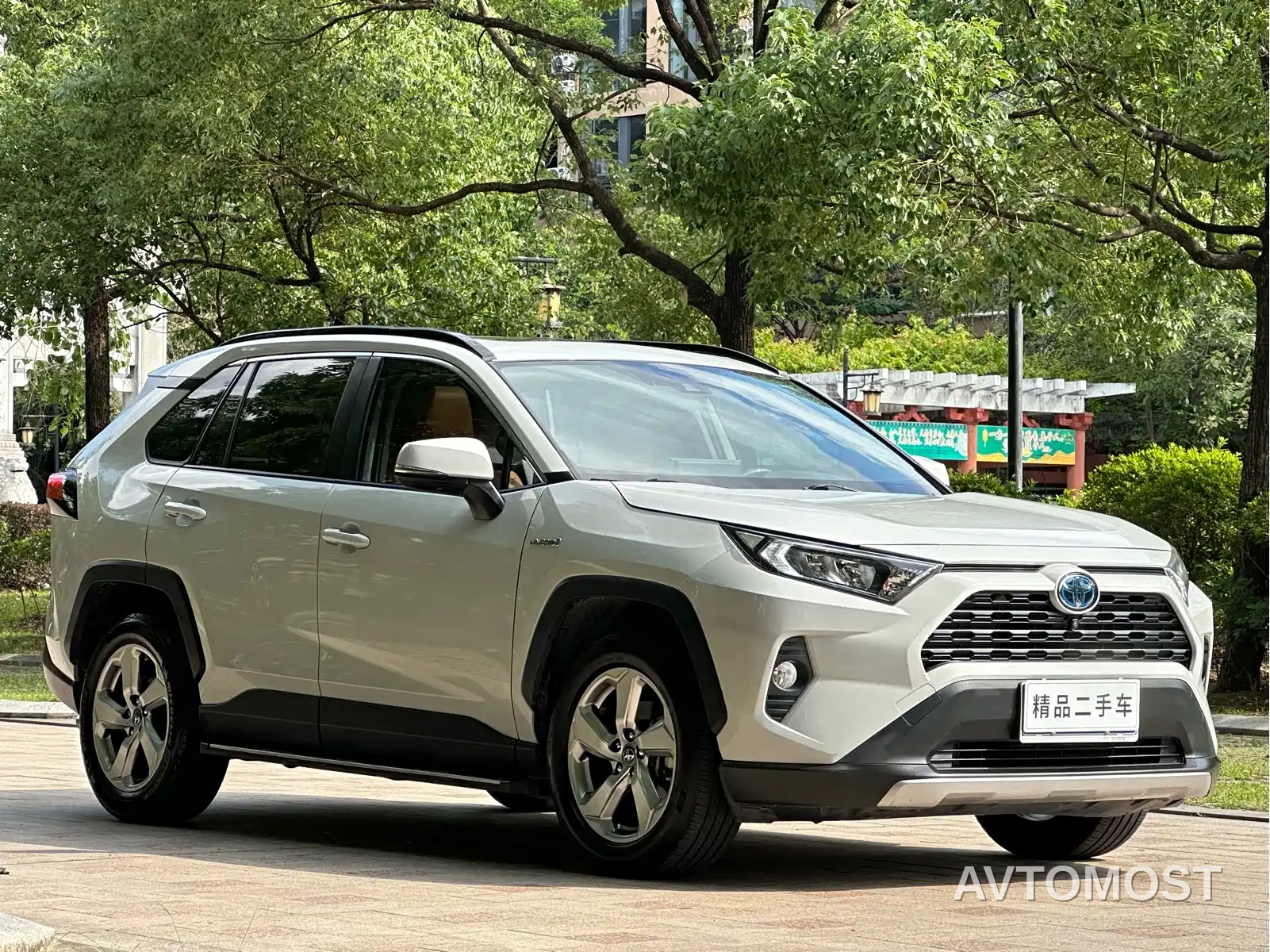 Toyota RAV4 Rongfang 2021 Hybrid 2.5L E-CVT Front-wheel Drive Elite Edition — фото 3