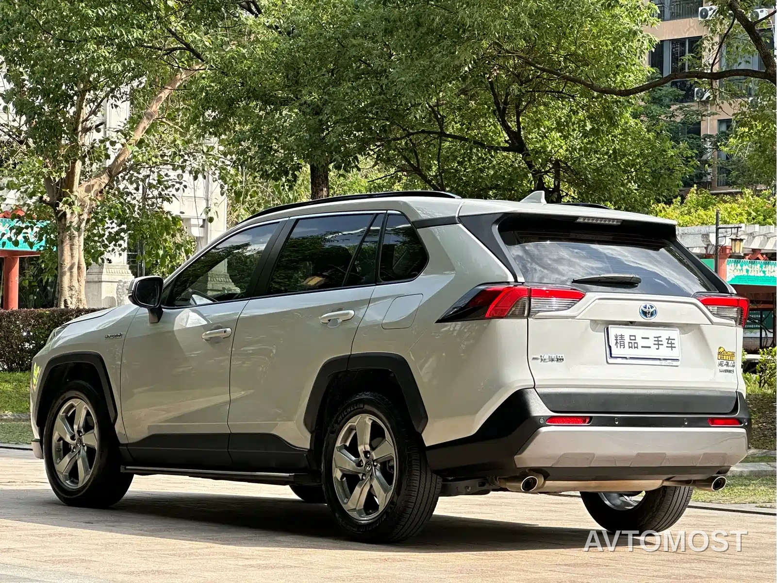 Toyota RAV4 Rongfang 2021 Hybrid 2.5L E-CVT Front-wheel Drive Elite Edition — фото 7