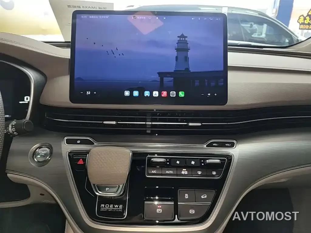 Roewe iMAX8 EV 2025 Model 1.5T DMH Land Premium Edition — фото 12