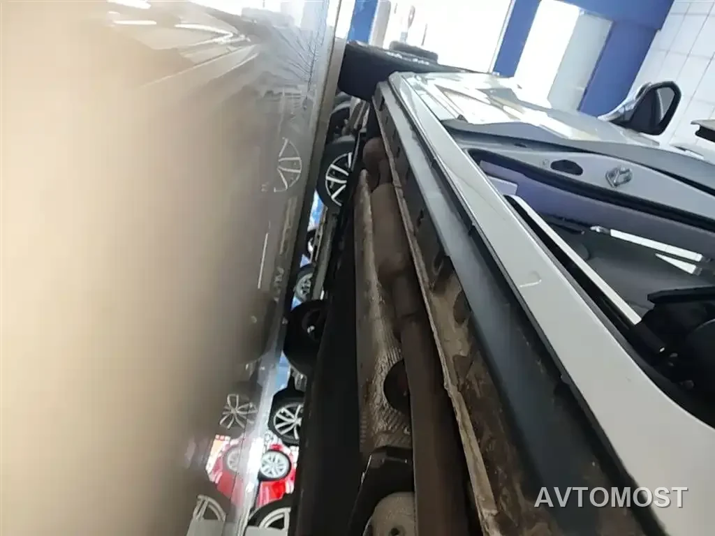 Roewe iMAX8 EV 2025 Model 1.5T DMH Land Premium Edition — фото 20