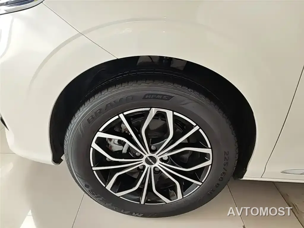 Roewe iMAX8 EV 2025 Model 1.5T DMH Land Premium Edition — фото 21