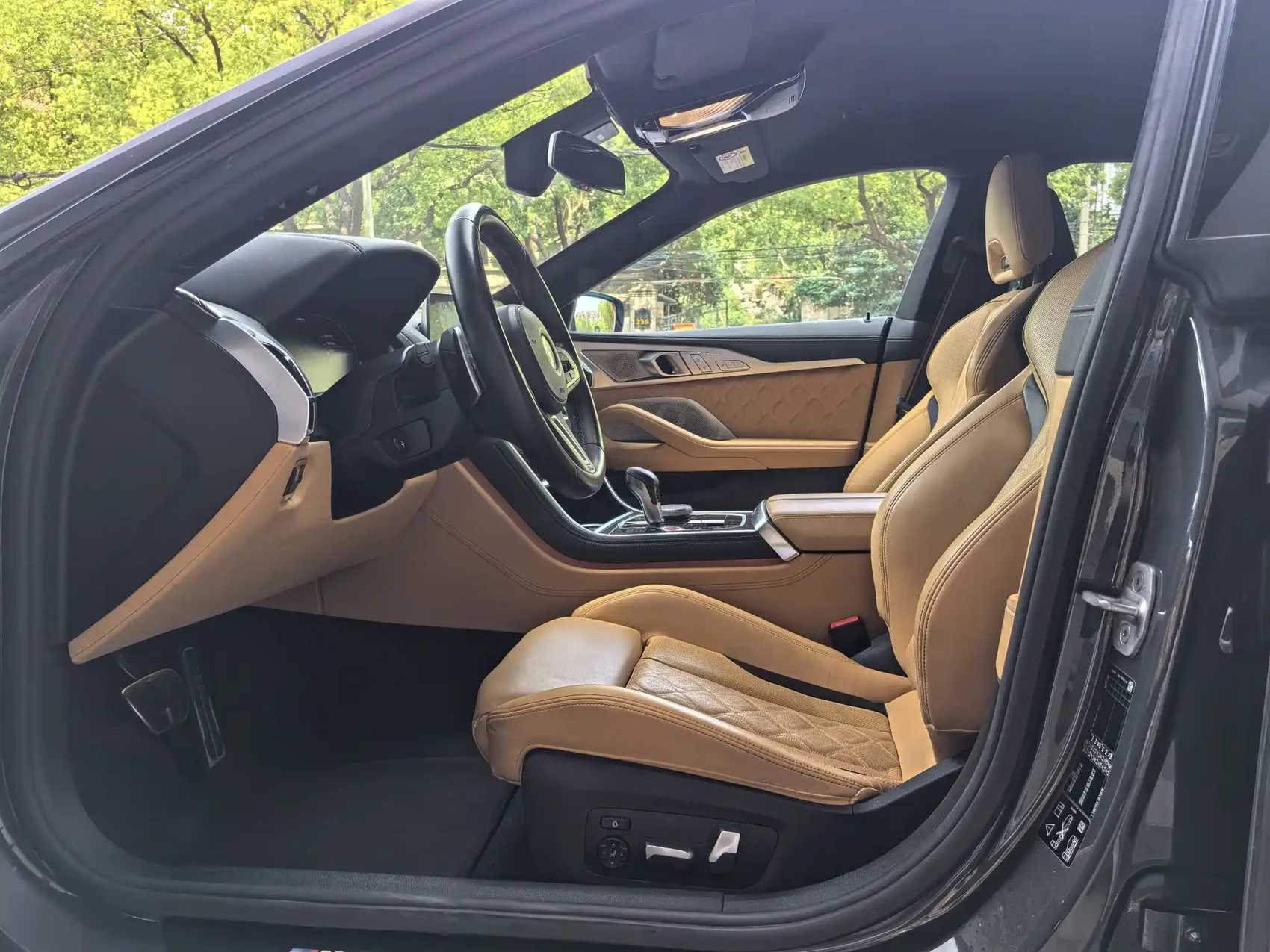 BMW M8 2020 M8 4-Door Coupe Thunder Edition — фото 7