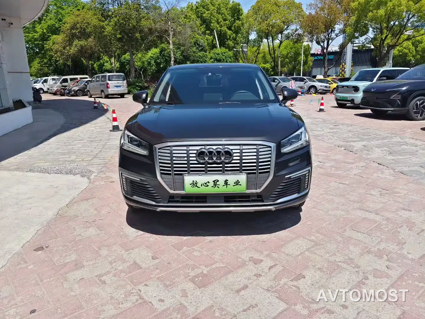 Audi Q2L e-tron 2019 Q2L e-tron Pure Electric Smart Cool Edition — фото 2