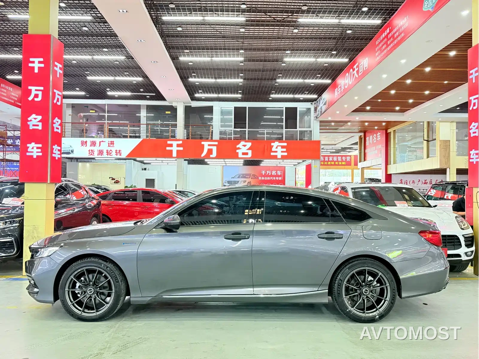 Honda Accord 2018 Sharp Hybrid 2.0L Sharp Leader (China V) — фото 3