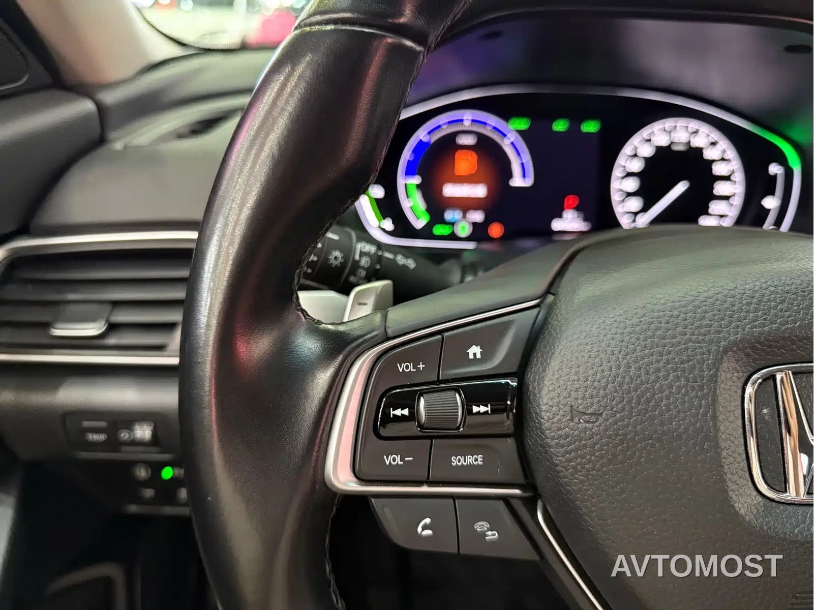 Honda Accord 2018 Sharp Hybrid 2.0L Sharp Leader (China V) — фото 8