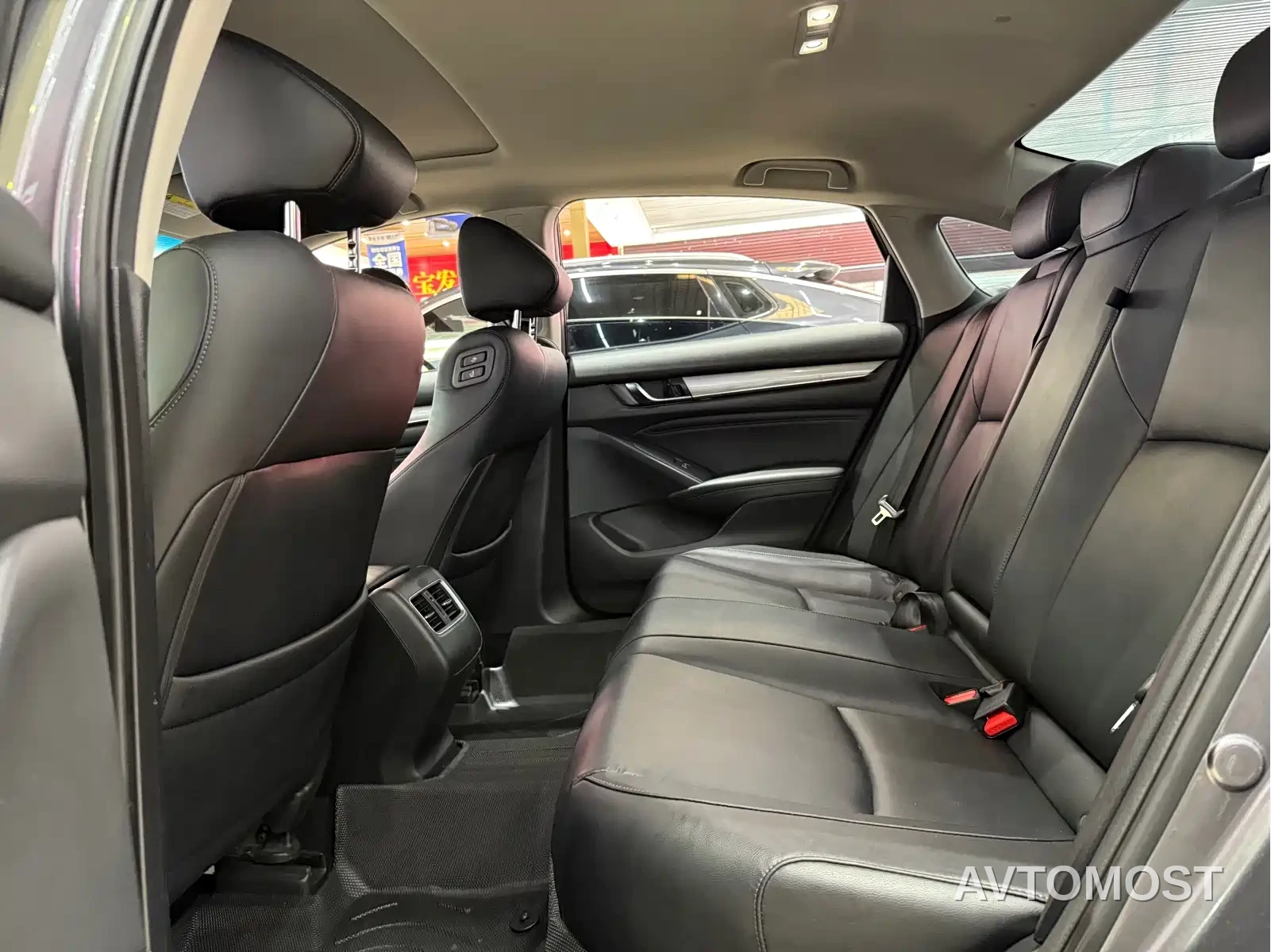 Honda Accord 2018 Sharp Hybrid 2.0L Sharp Leader (China V) — фото 15