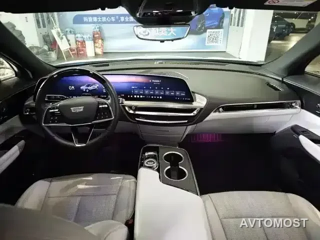 Cadillac IQ Rui Ge 2022 RWD Long Range Luxury Edition — фото 5