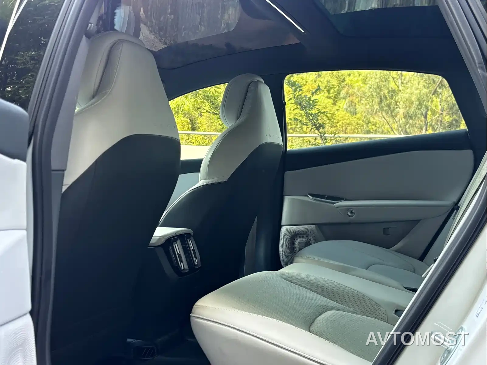 Arcfox Alpha S5 2025 Model 560PRO 185kW — фото 6