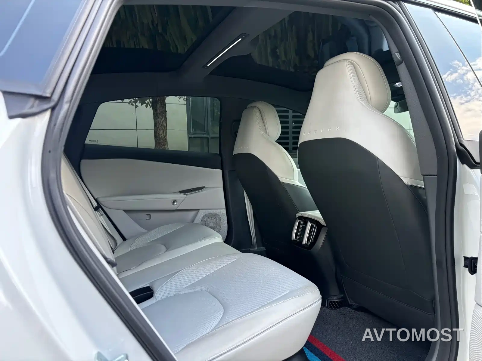 Arcfox Alpha S5 2025 Model 560PRO 185kW — фото 12