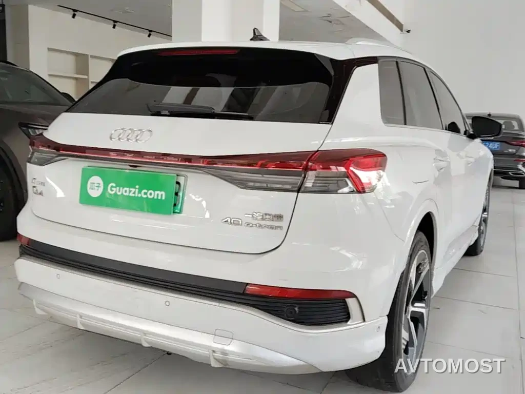 Audi Q4 e-tron 2023 40 e-tron Innovation Edition — фото 3