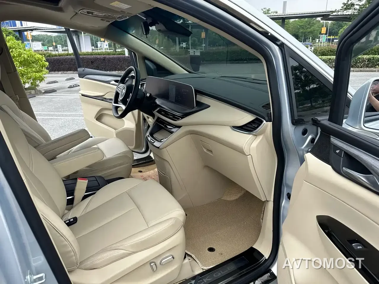 Buick GL8 New Energy 2025 Landlux Smart Edition 7-seater — фото 13