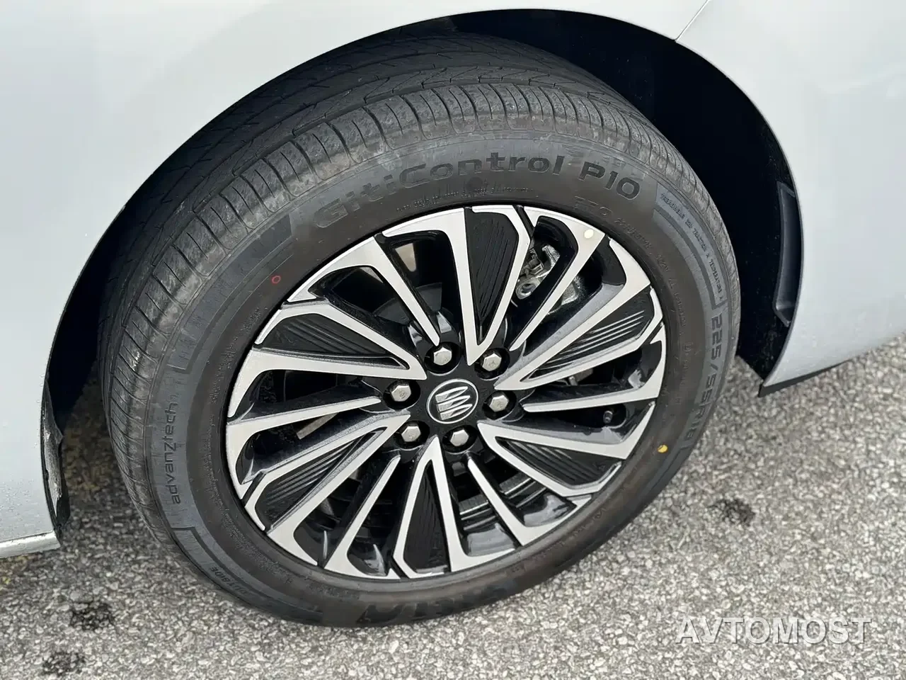 Buick GL8 New Energy 2025 Landlux Smart Edition 7-seater — фото 14