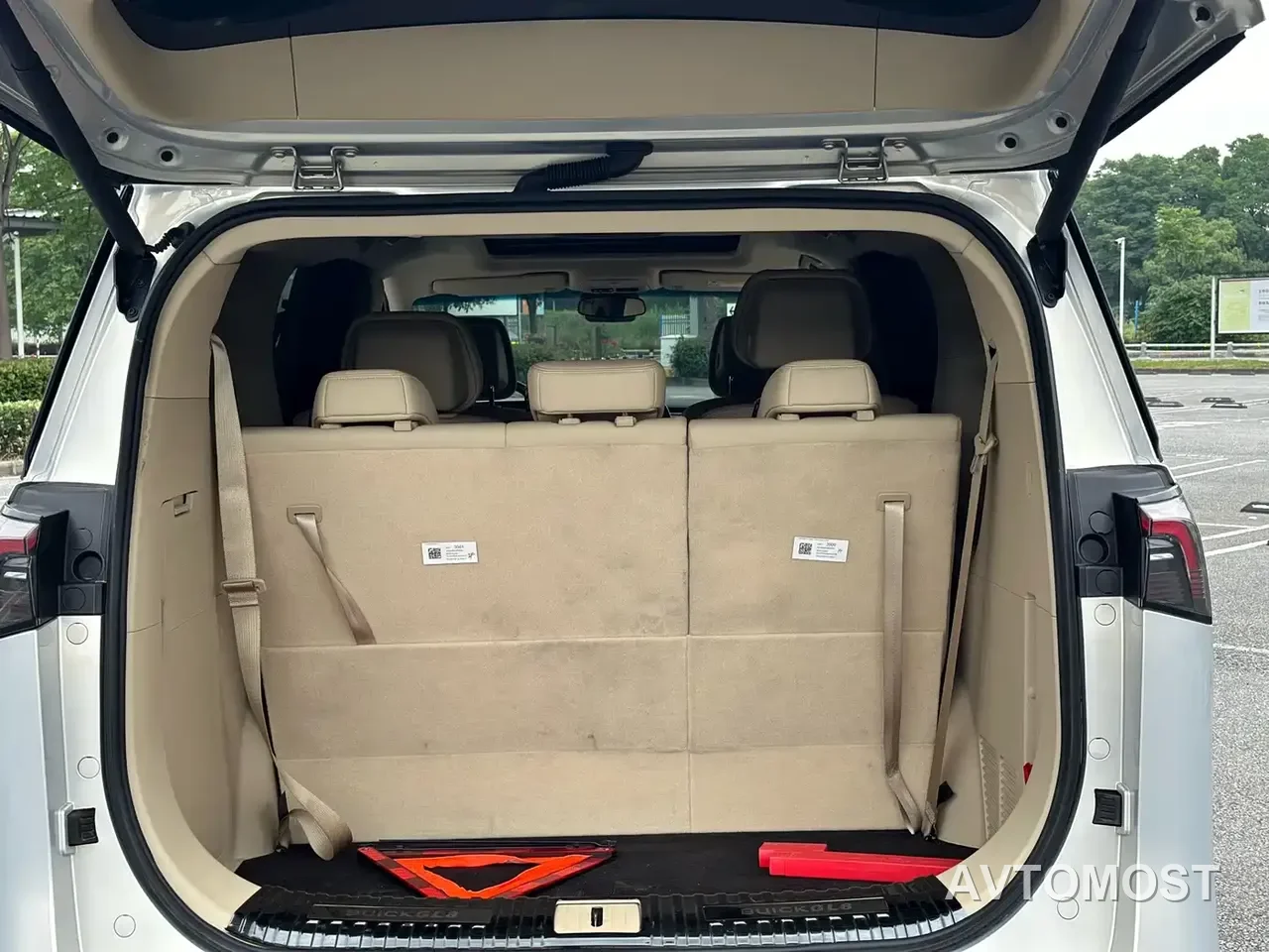Buick GL8 New Energy 2025 Landlux Smart Edition 7-seater — фото 16