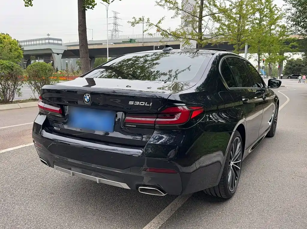 BMW 5 Series 2022 Facelift 530Li xDrive M Sport Package — фото 5