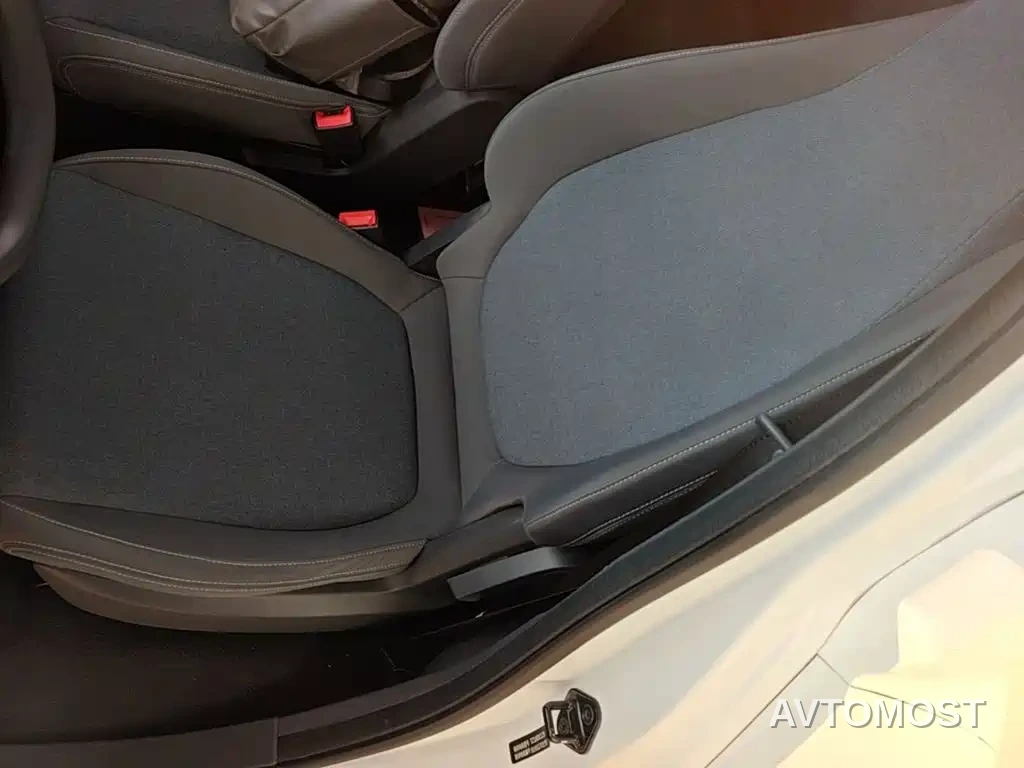 Wuling NanoEV 2021 Model Fun Edition - High Power Version — фото 15