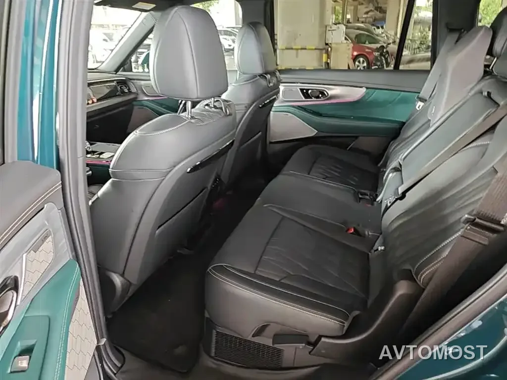 GAC Trumpchi GS8 2022 Dual Engine Series 2.0TM 2WD Premium Edition (7-Seater) — фото 10