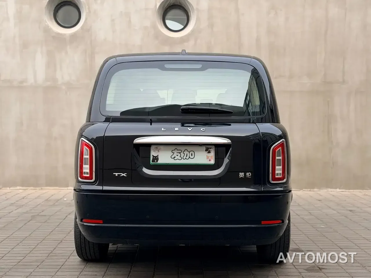 LEVC TX 2022 TX5 Extended Range Space Comfort Edition — фото 8