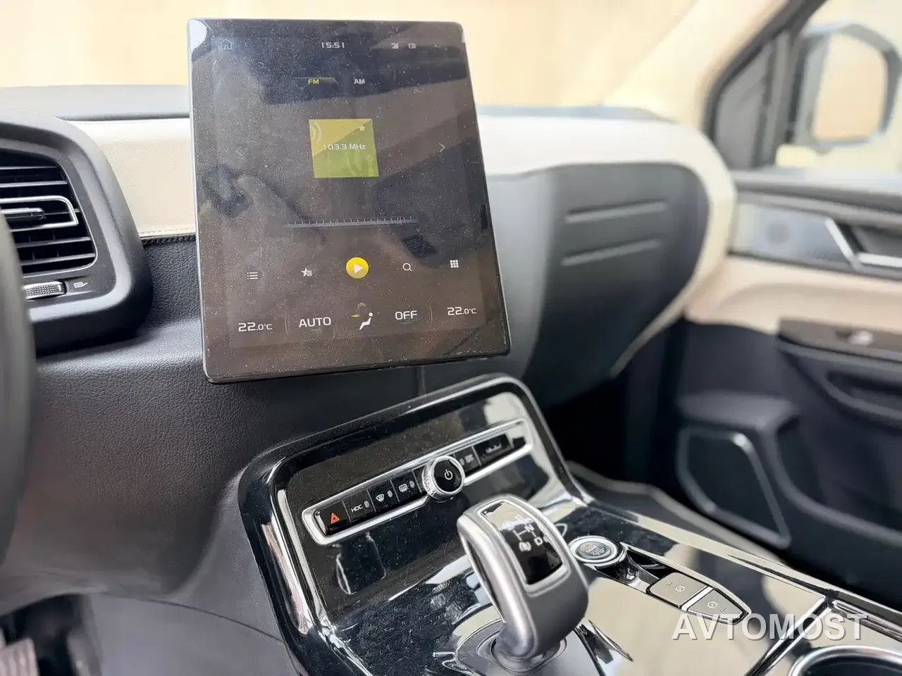 LEVC TX 2022 TX5 Extended Range Space Comfort Edition — фото 24