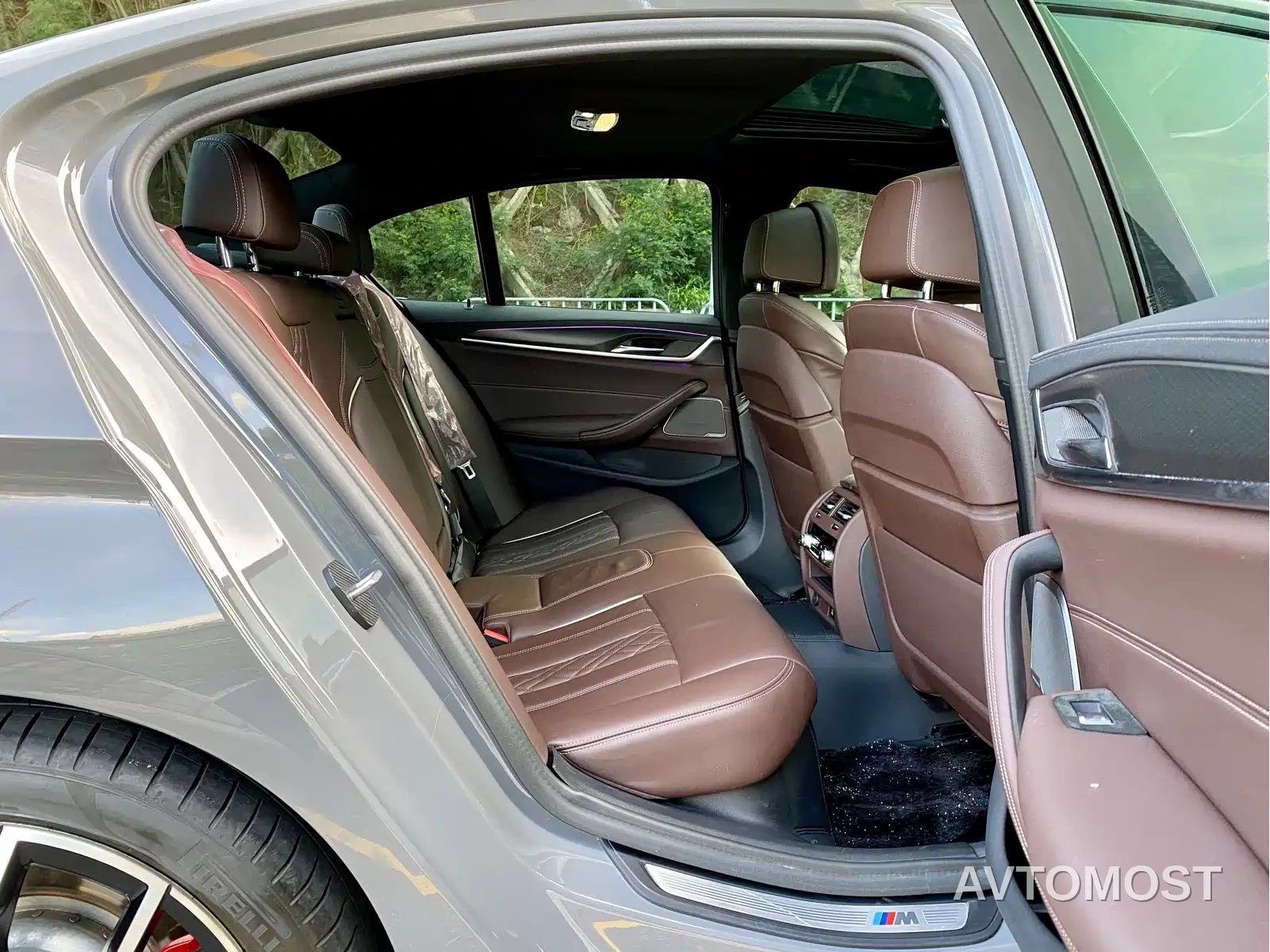 BMW 5 Series (Import) 2022 540i Style Edition M Sport Package — фото 12