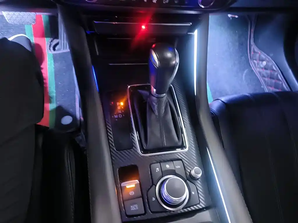 Mazda Atenza 2020 2.5L Skyactiv Sport — фото 14