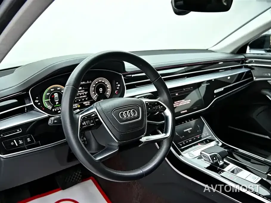 Audi A8 New Energy 2022 A8L 60 TFSIe quattro Collector's Edition — фото 15