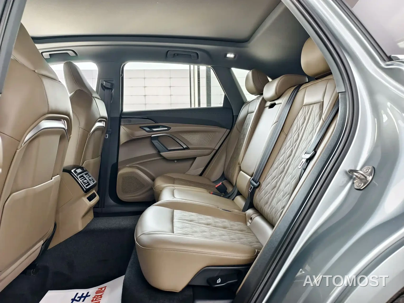 Audi Q5L 2026 Model Base Version — фото 7