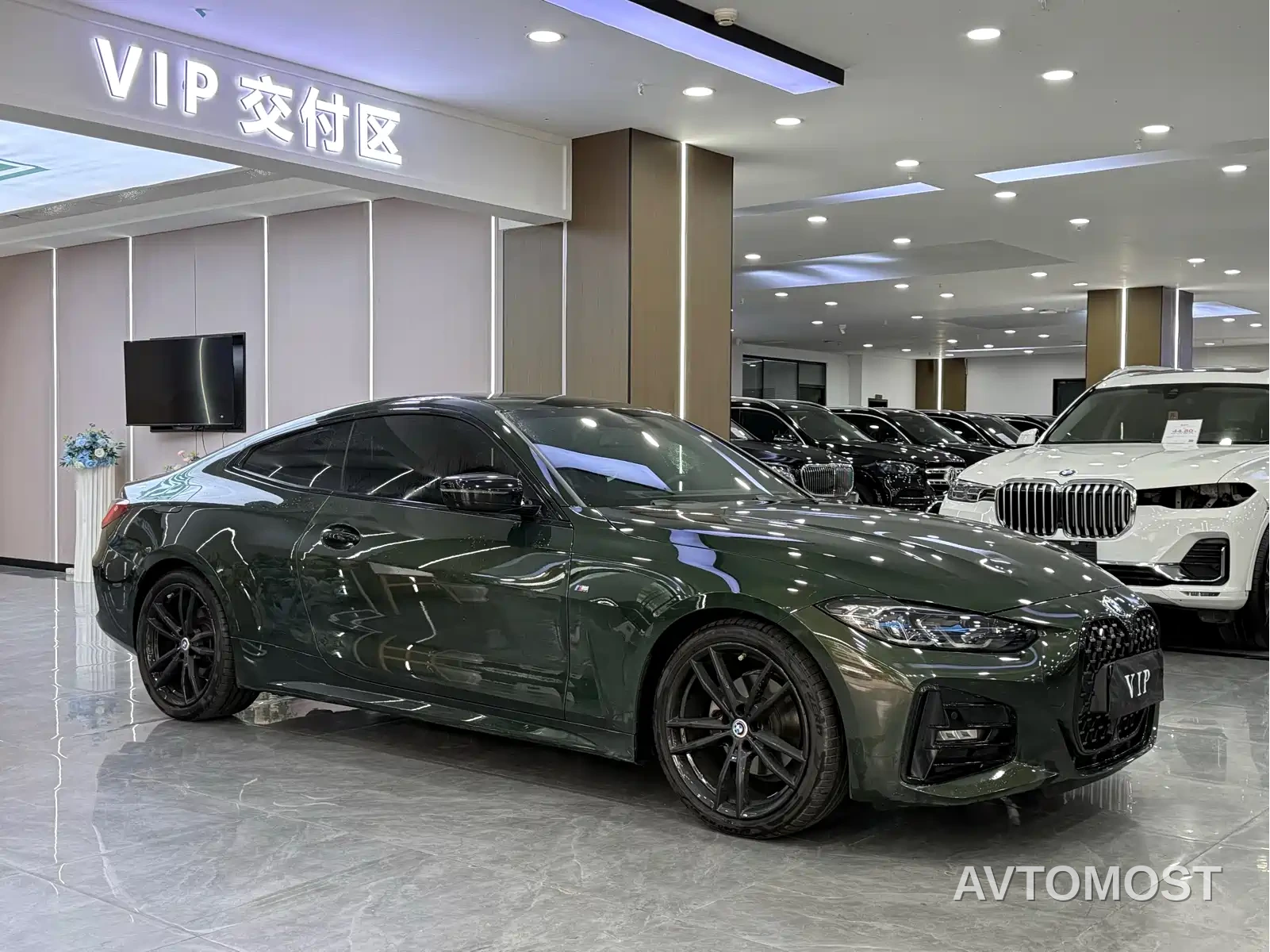 BMW 4 Series 2023 425i M Sport Shadowline Package — фото 3